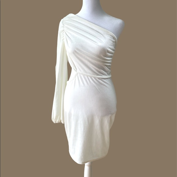 Simplee Apparel Dresses & Skirts - Simplee Ivory Cream Velvet One Shoulder Cut Out Mini Party Holiday Dress Small